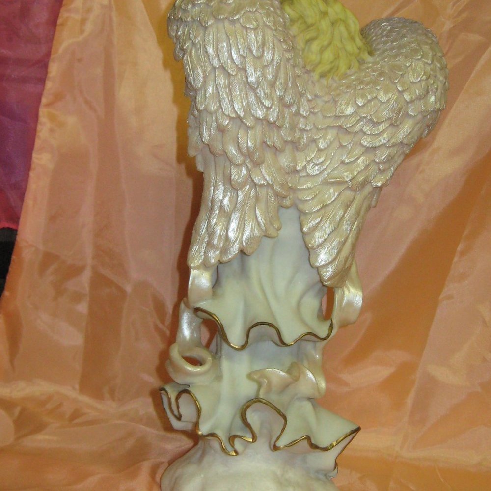 Two 15" Angels Playing Instruments Statues - Picture 7 of 12